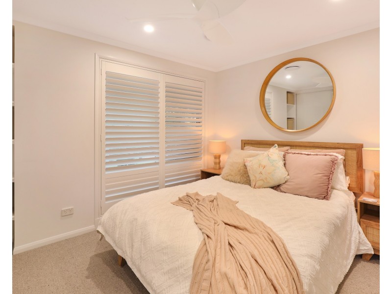 1B Molakai Drive, Mountain Creek QLD 4557