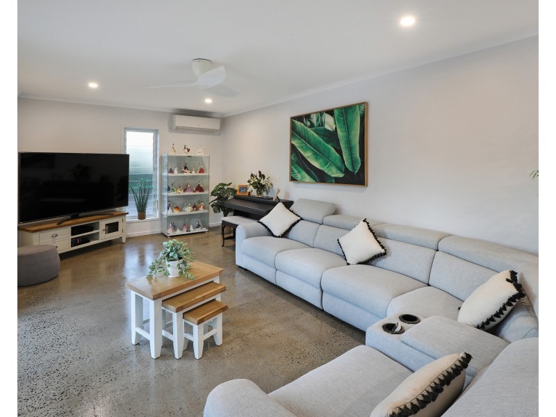 1B Molakai Drive, Mountain Creek QLD 4557