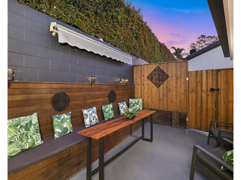 1B Molakai Drive, Mountain Creek QLD 4557