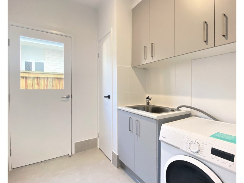 18 Divine Street, Palmview QLD 4553