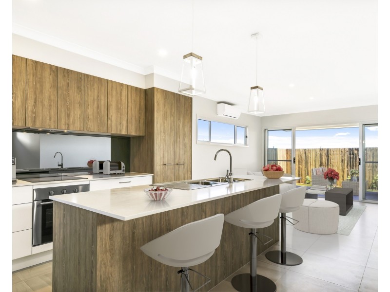 24 Sunray Avenue, Palmview QLD 4553