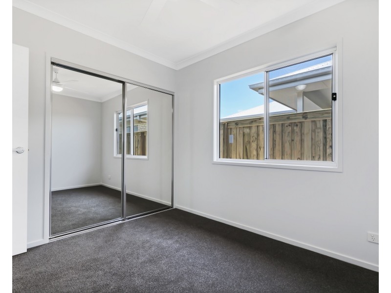 24 Sunray Avenue, Palmview QLD 4553