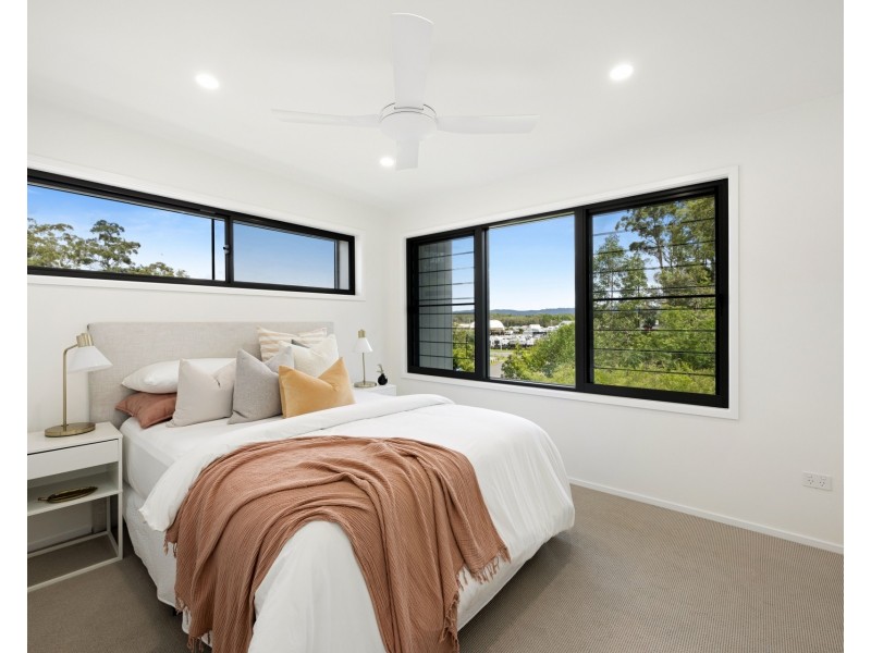 15/9 Palm Forest Circuit, Forest Glen QLD 4556