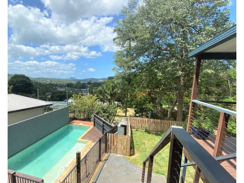 22 Mayfield Street, Nambour QLD 4560