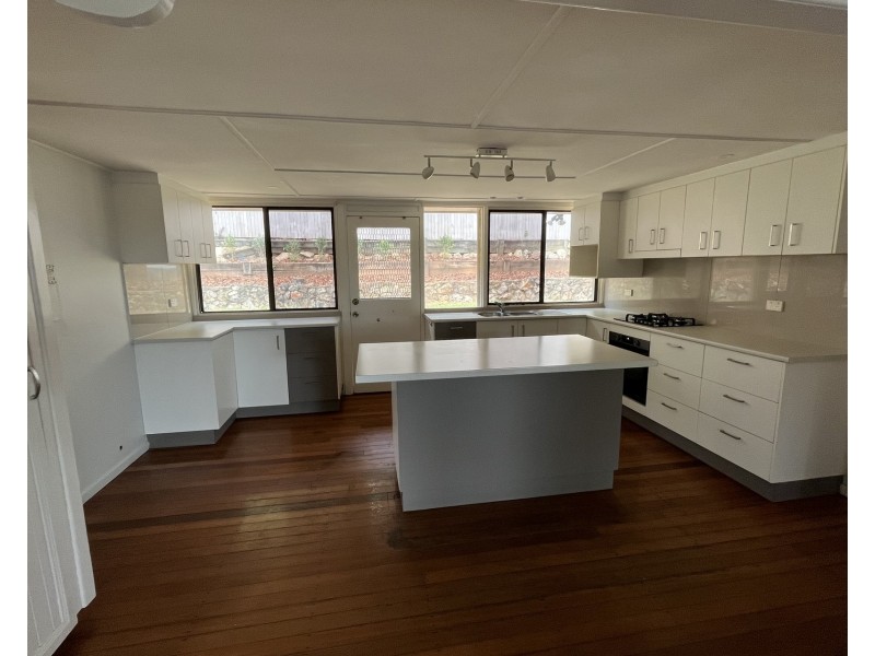 22 Mayfield Street, Nambour QLD 4560