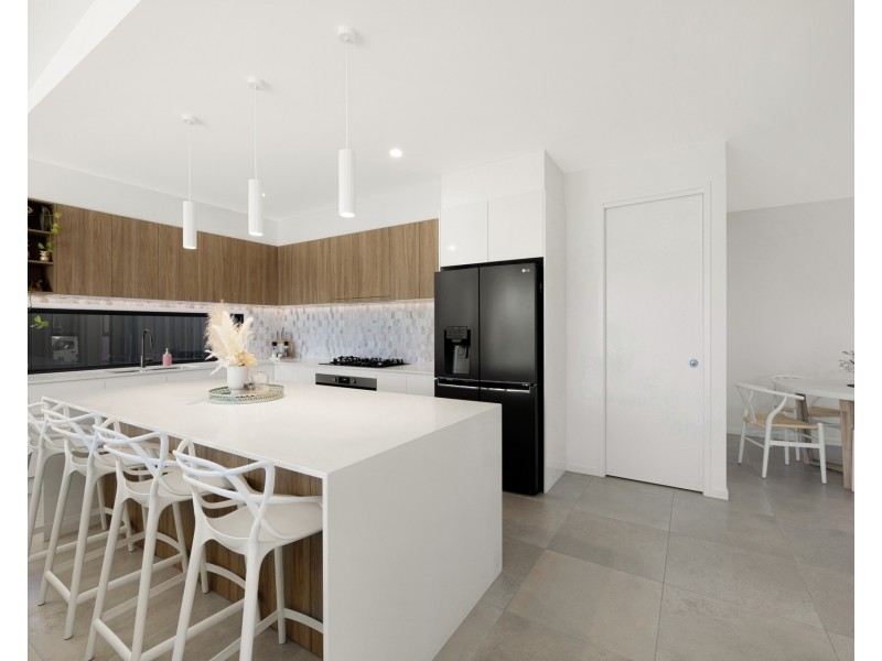 16 Ascot Circuit, Palmview QLD 4553