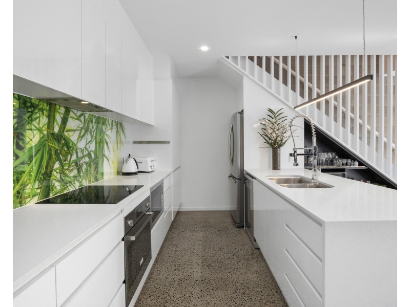17 Tinnanbar Terrace, Maroochydore QLD 4558