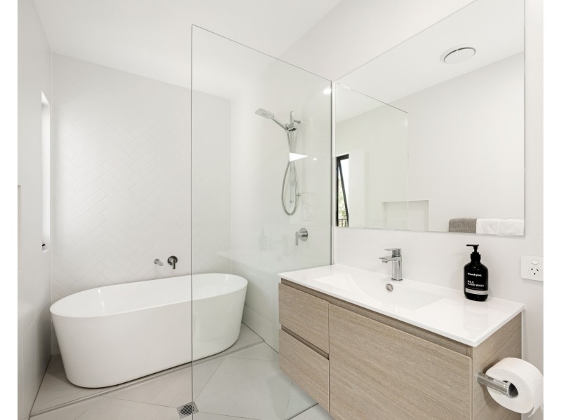 46 Palm Forest Circuit, Forest Glen QLD 4556