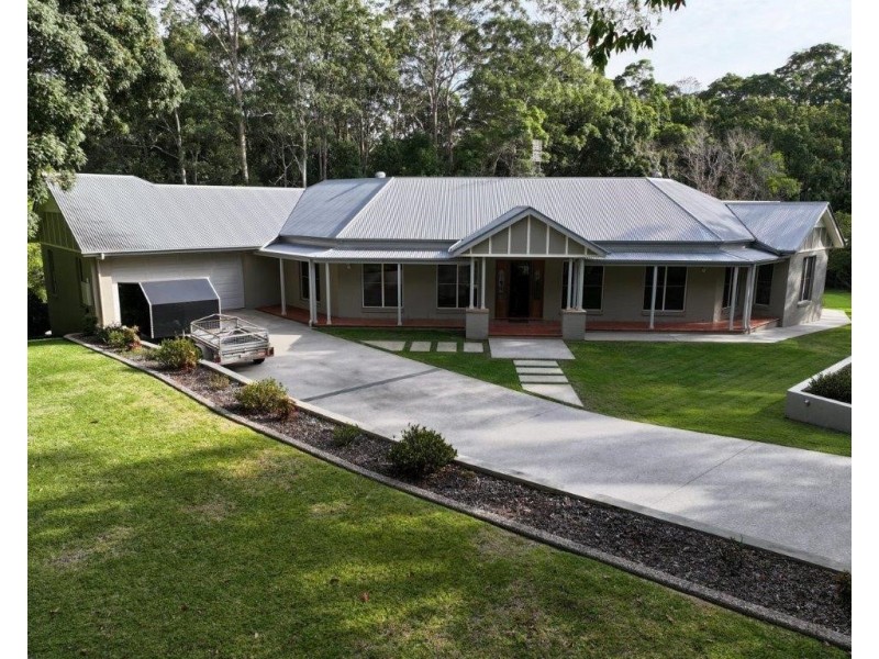 14 Pirianda Grove, Mons QLD 4556