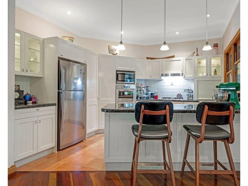 14 Pirianda Grove, Mons QLD 4556