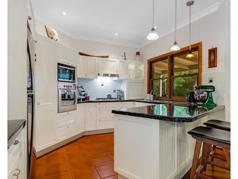 14 Pirianda Grove, Mons QLD 4556