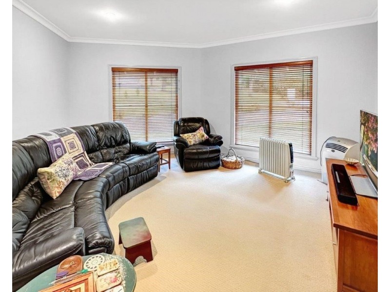 14 Pirianda Grove, Mons QLD 4556