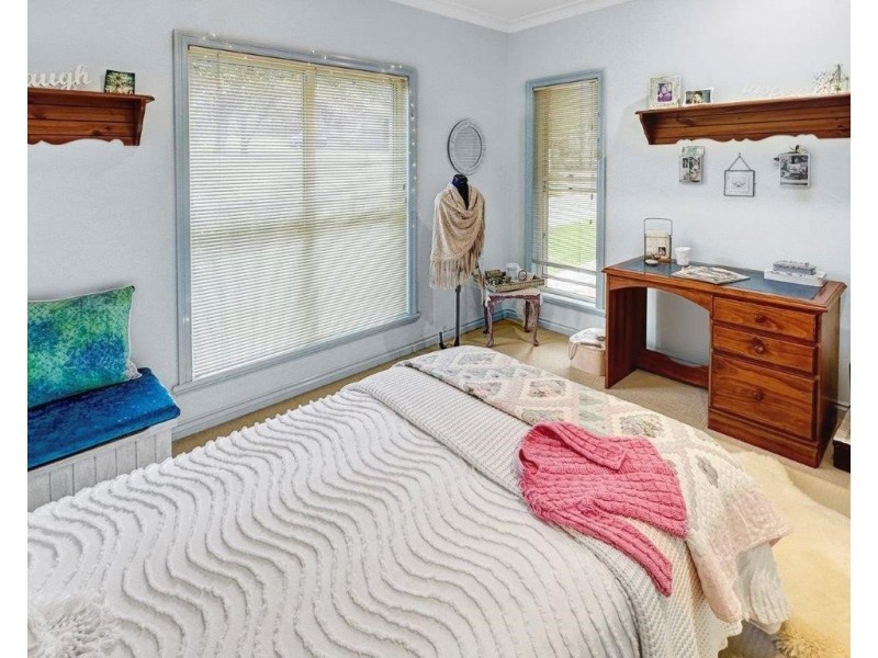 14 Pirianda Grove, Mons QLD 4556