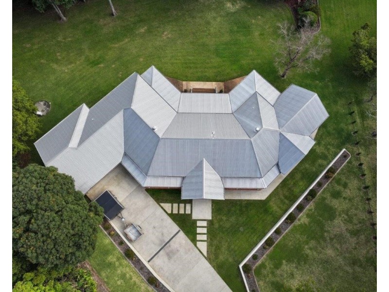 14 Pirianda Grove, Mons QLD 4556