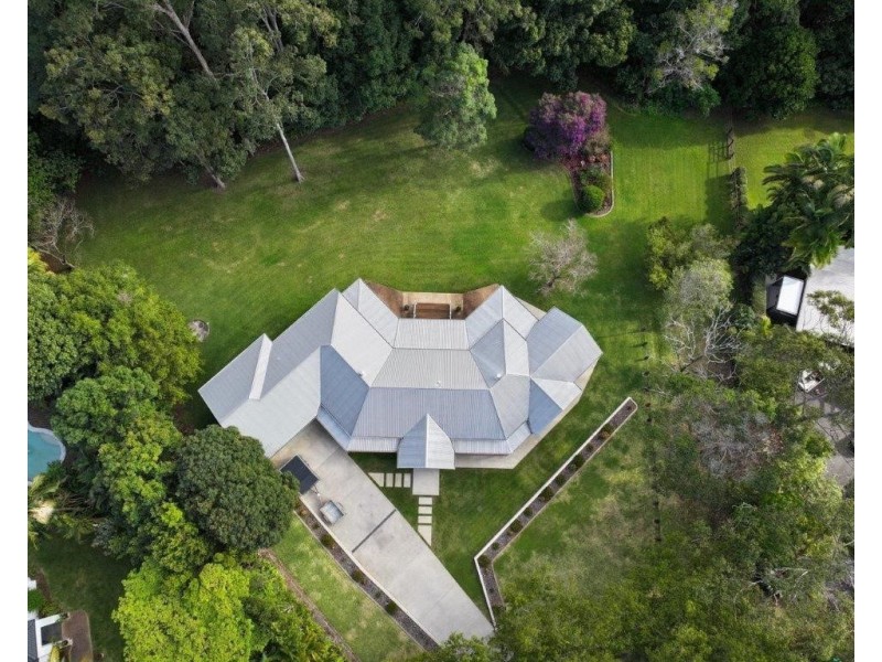 14 Pirianda Grove, Mons QLD 4556