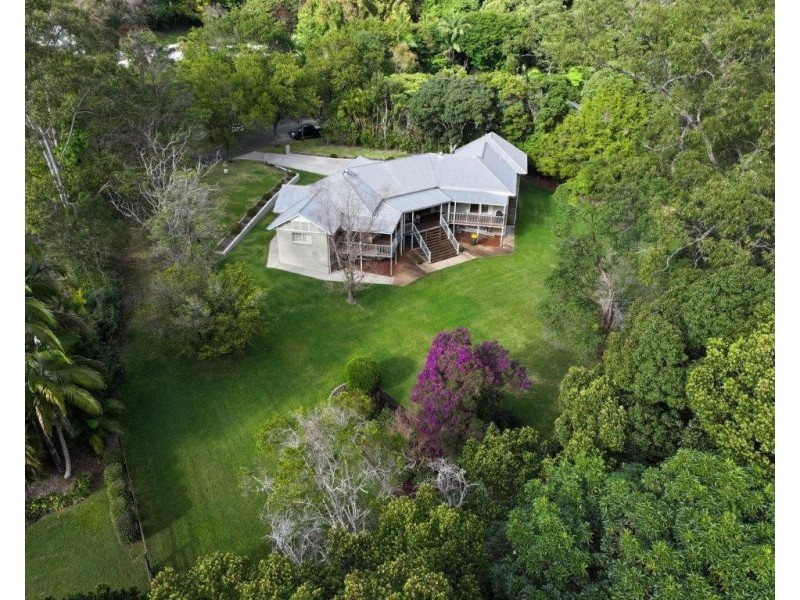 14 Pirianda Grove, Mons QLD 4556