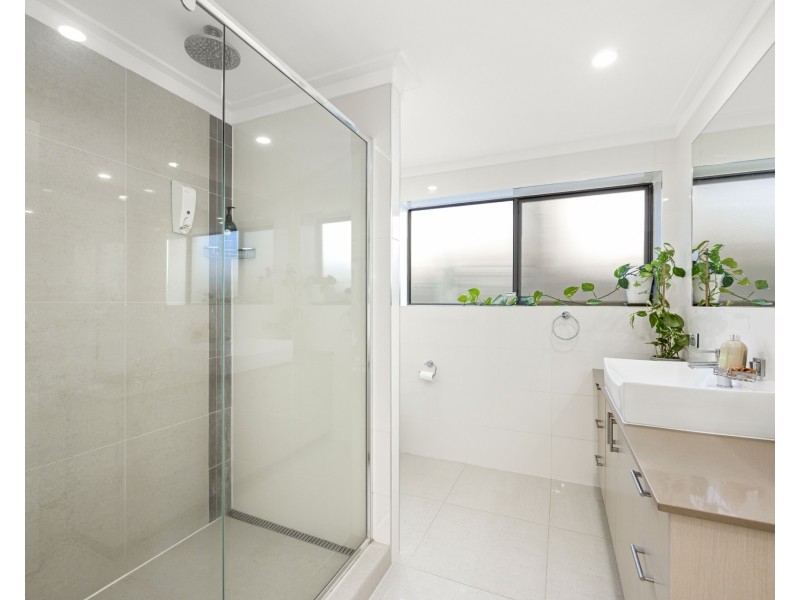 35 Okinja Road, Alexandra Headland QLD 4572