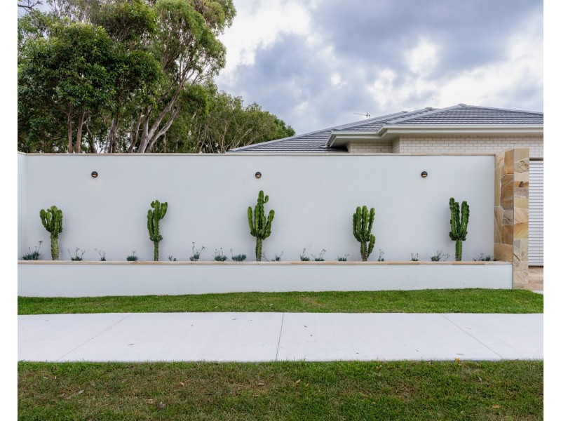 114 Point Cartwright Drive, Buddina QLD 4575