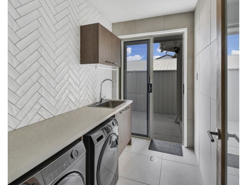 114 Point Cartwright Drive, Buddina QLD 4575