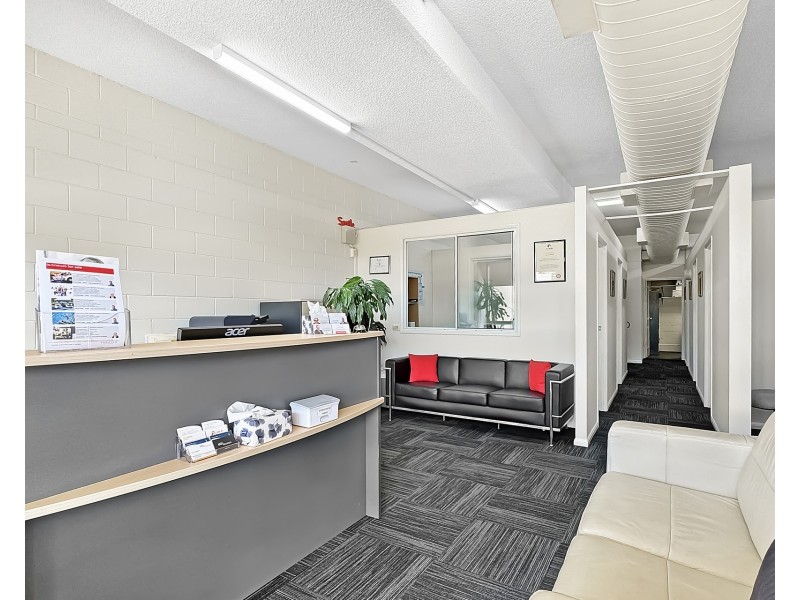 2/48-50 Sugar Road, Maroochydore QLD 4558