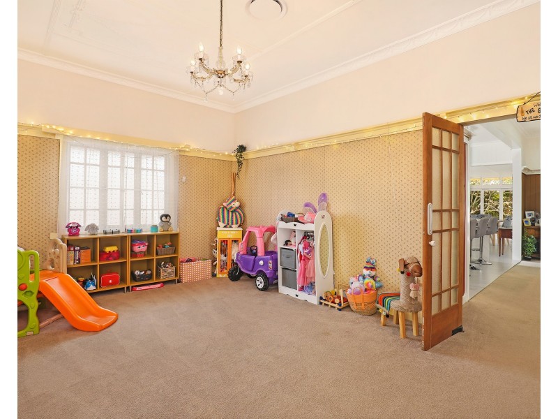 66 Netherton Street, Nambour QLD 4560