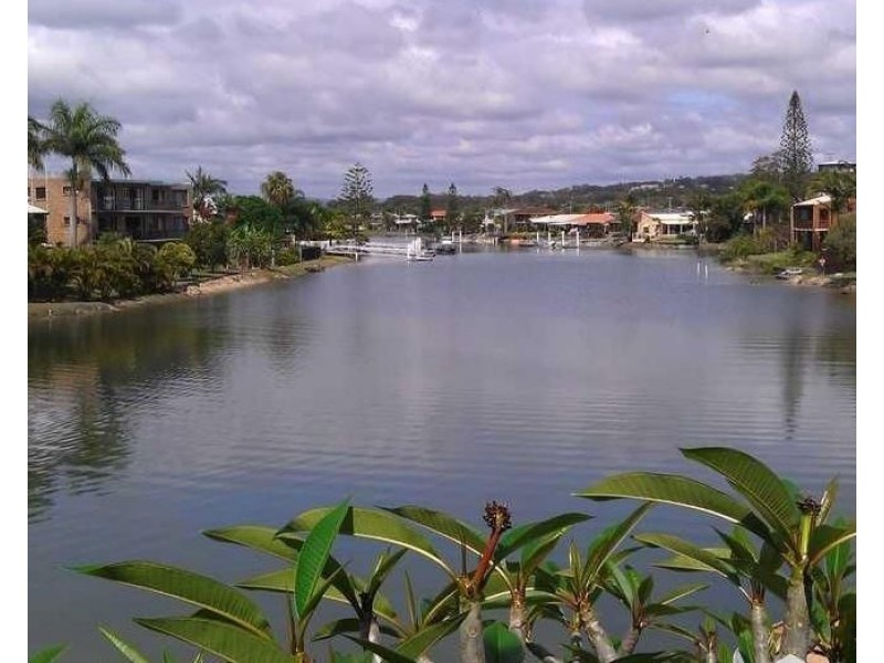5/17-19 Goonawarra Drive, Mooloolaba QLD 4557