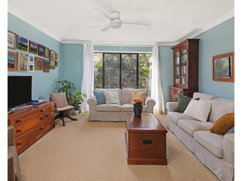 11 Kingfish Court, Mountain Creek QLD 4557