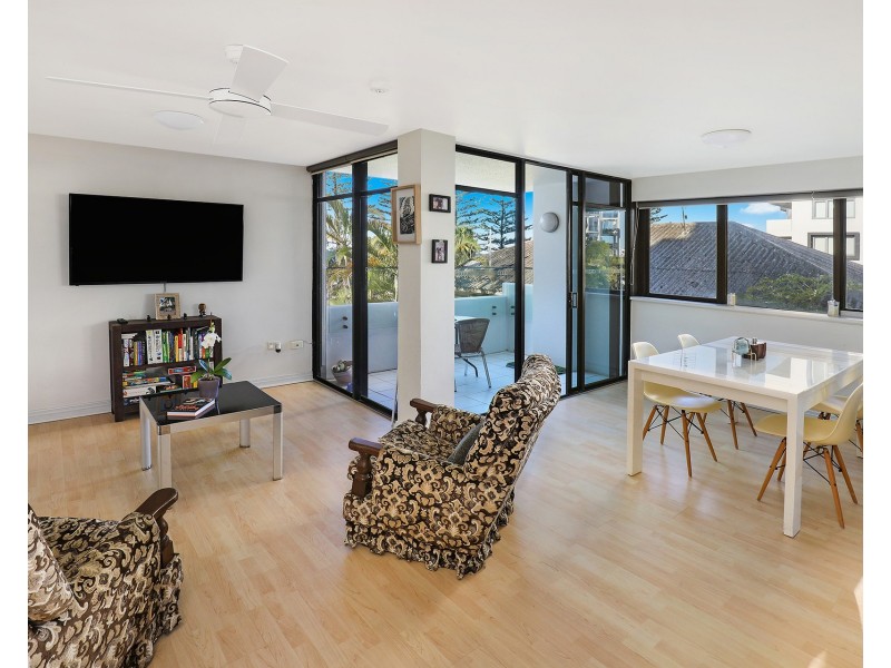 8/137 Mooloolaba Esplanade, Mooloolaba QLD 4557