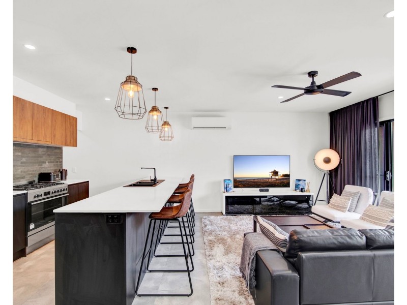 120  Palm Forest Circuit, Forest Glen QLD 4556