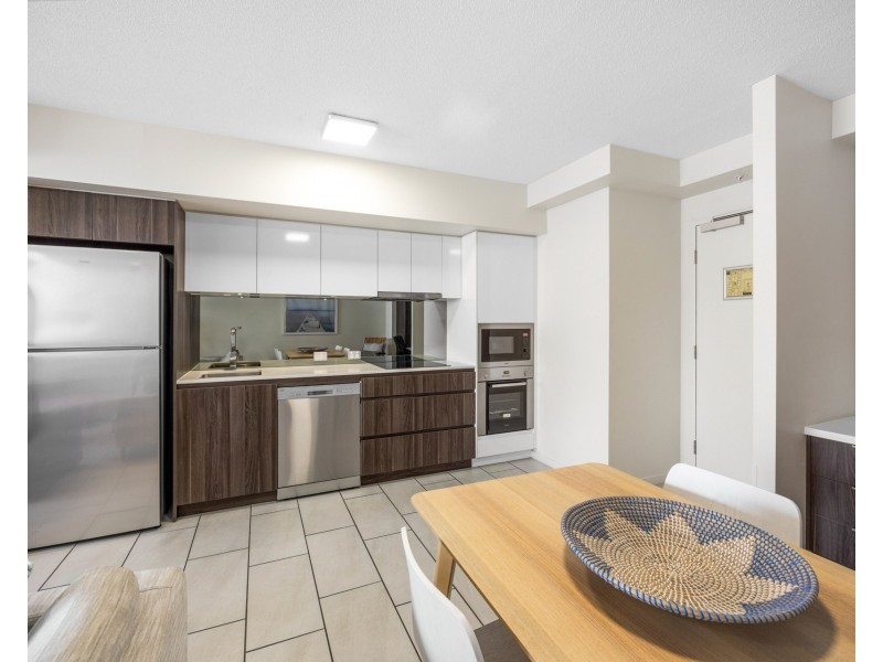 906/25 First Avenue, Mooloolaba QLD 4557