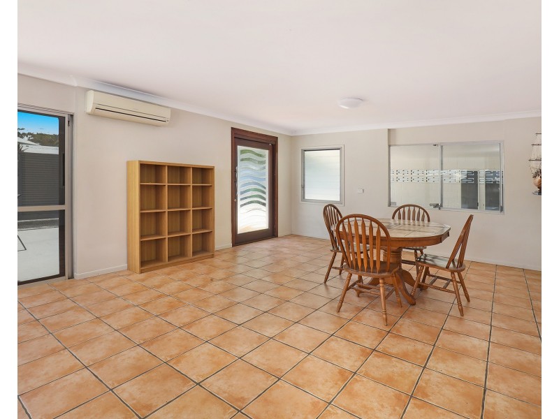 11 Poinsettia Avenue, Mooloolaba QLD 4557