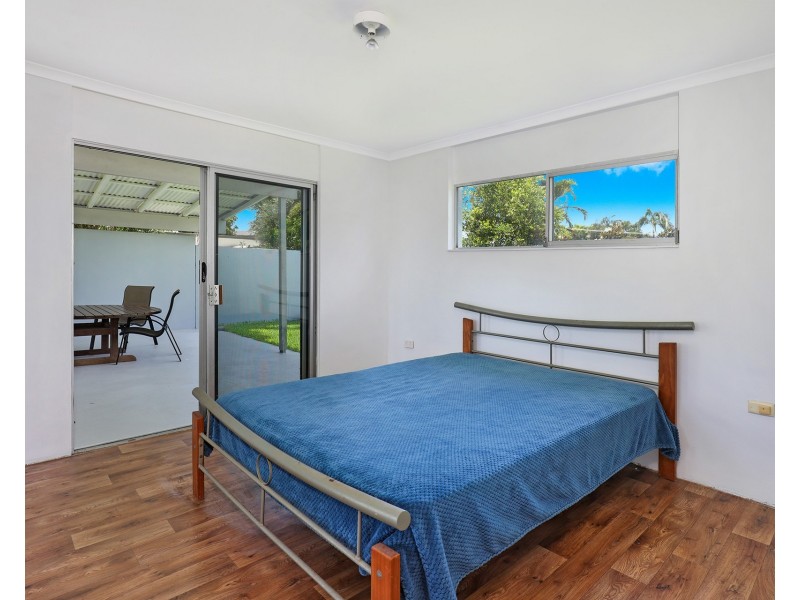 11 Poinsettia Avenue, Mooloolaba QLD 4557