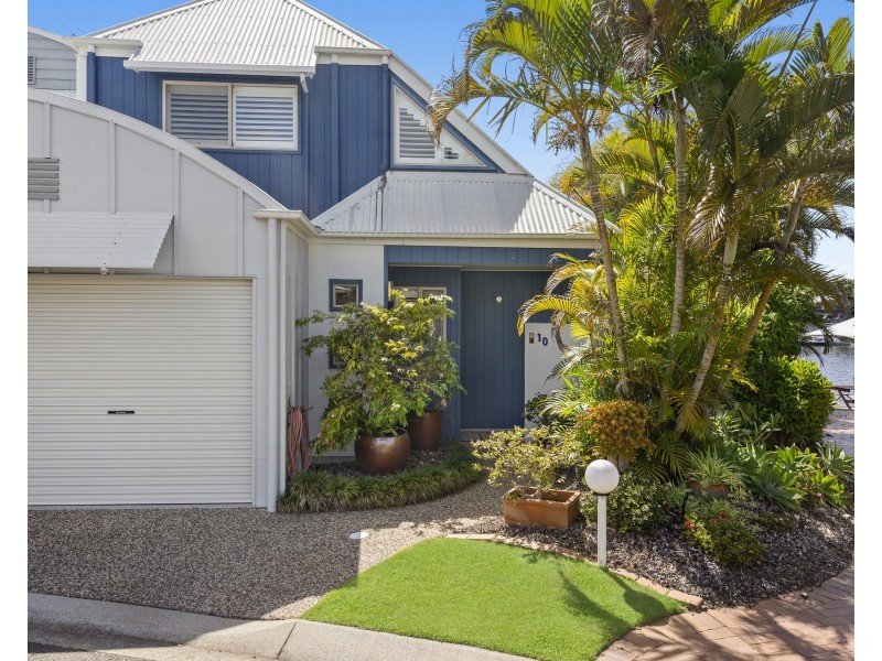 10/18 Maroochy Waters Drive, Maroochydore QLD 4558