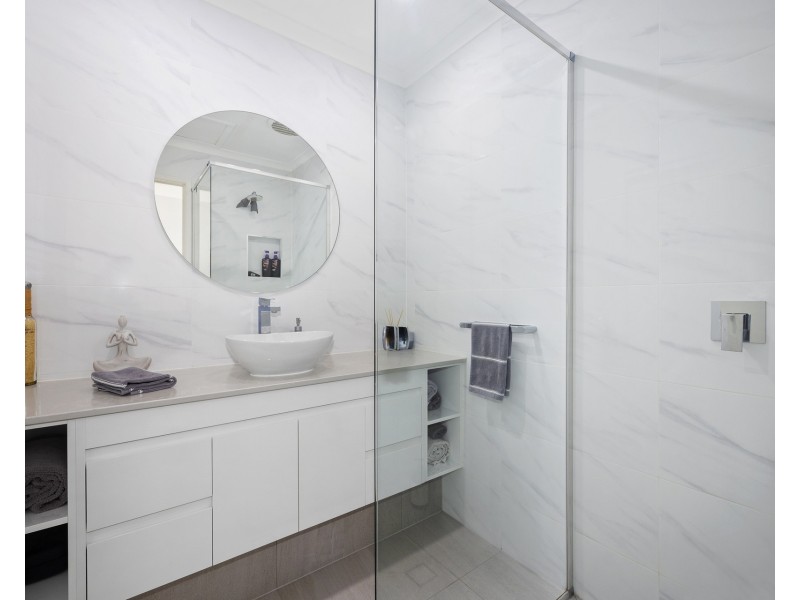 10/18 Maroochy Waters Drive, Maroochydore QLD 4558