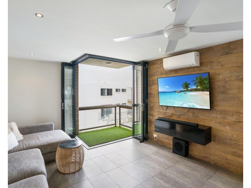 8/7 Cotton Tree Parade, Maroochydore QLD 4558