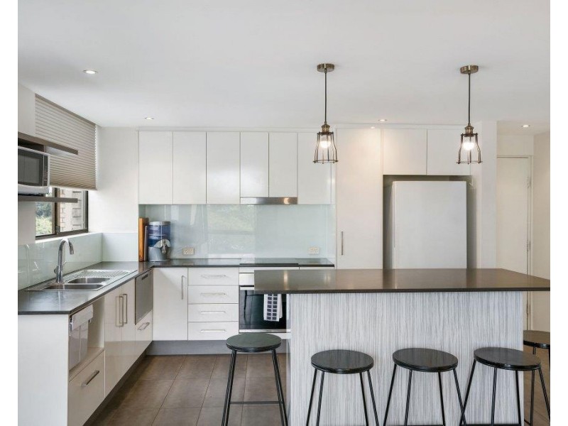 8/7 Cotton Tree Parade, Maroochydore QLD 4558