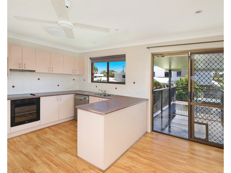 61 Currimundi Road, Currimundi QLD 4551