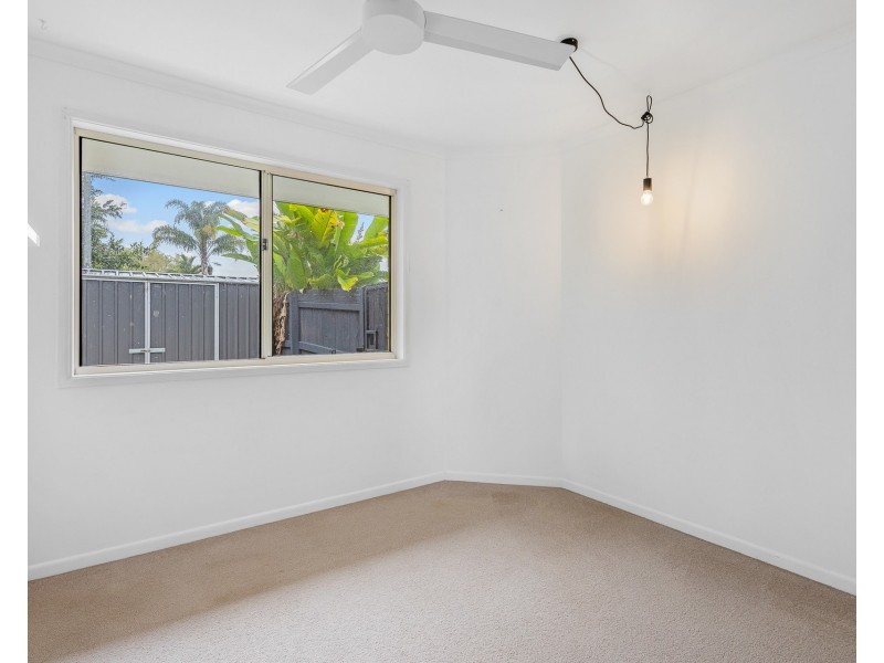 1/5 Camphor Court, Mooloolaba QLD 4557