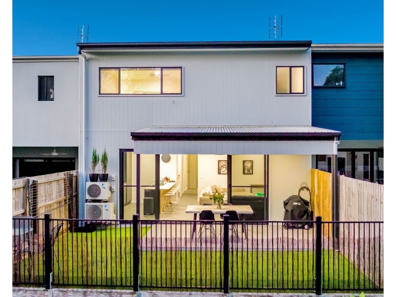 50 Palm Forest Circuit, Forest Glen QLD 4556