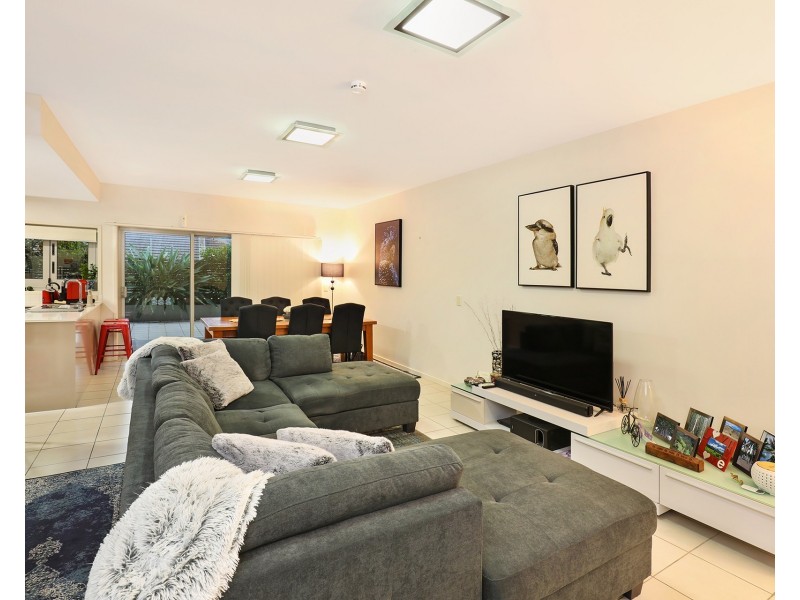 2/152 Burnett Street, Buderim QLD 4556