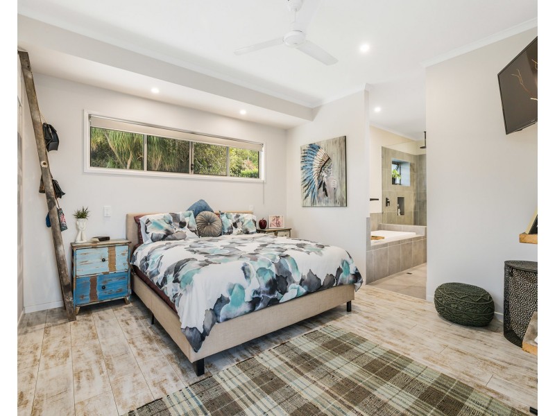 311 Kiel Mountain Road, Kiels Mountain QLD 4559