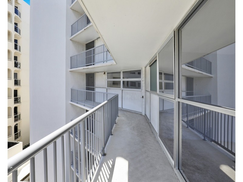 18/2 Brisbane Road, Mooloolaba QLD 4557