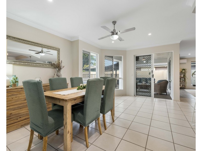 15 Birrobeen Street, Little Mountain QLD 4551