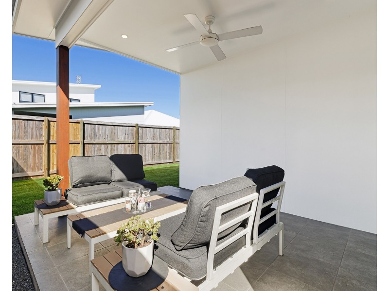 10 Caper Street, Palmview QLD 4553