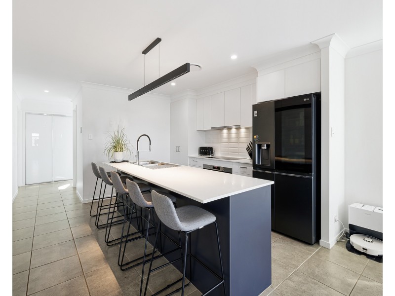10 Caper Street, Palmview QLD 4553