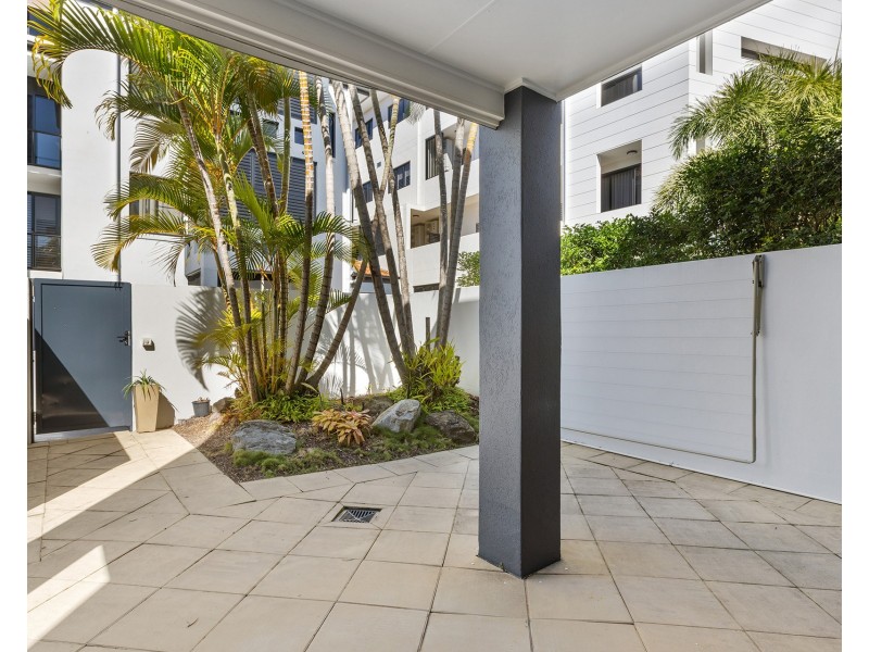 2/57-59 River Esplanade, Mooloolaba QLD 4557