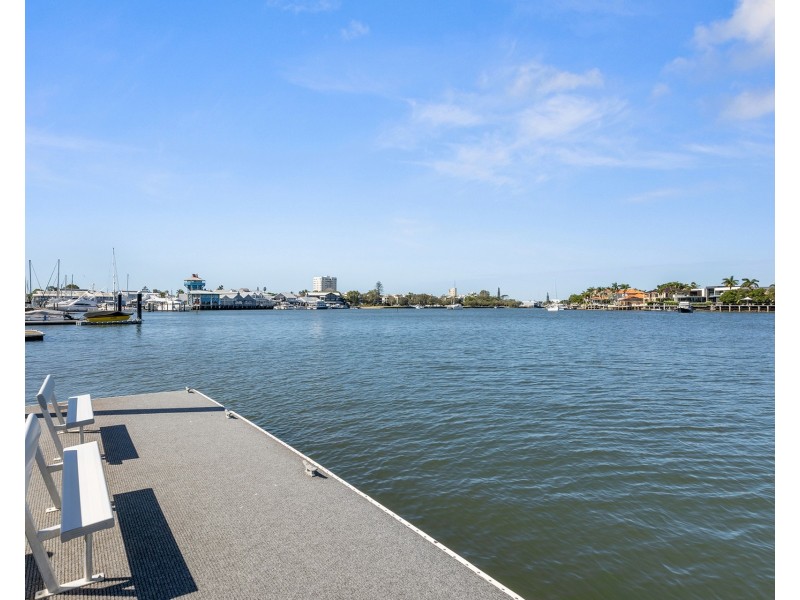 2/57-59 River Esplanade, Mooloolaba QLD 4557
