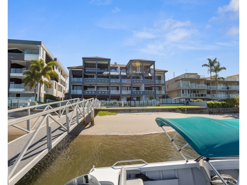 2/57-59 River Esplanade, Mooloolaba QLD 4557