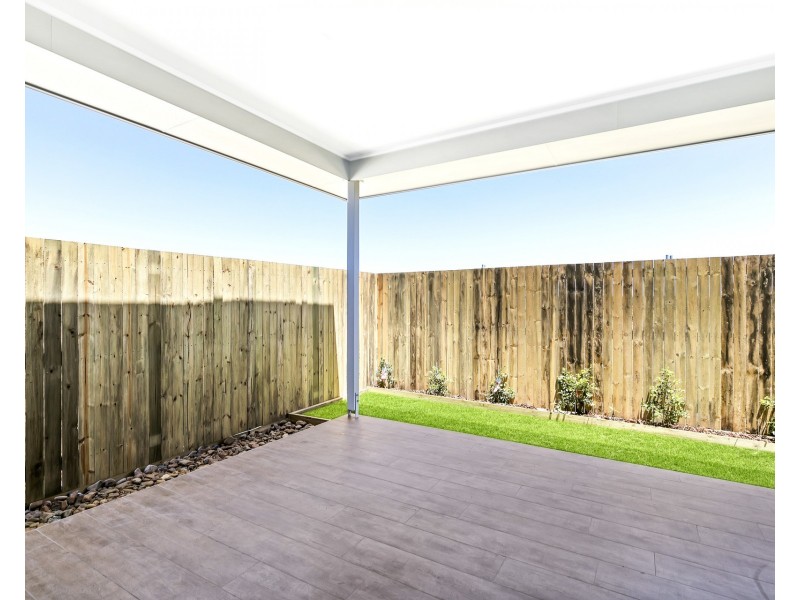 24 Sunray Avenue, Palmview QLD 4553