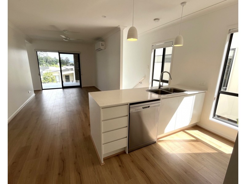 80 Palm Forest Circuit, Forest Glen QLD 4556